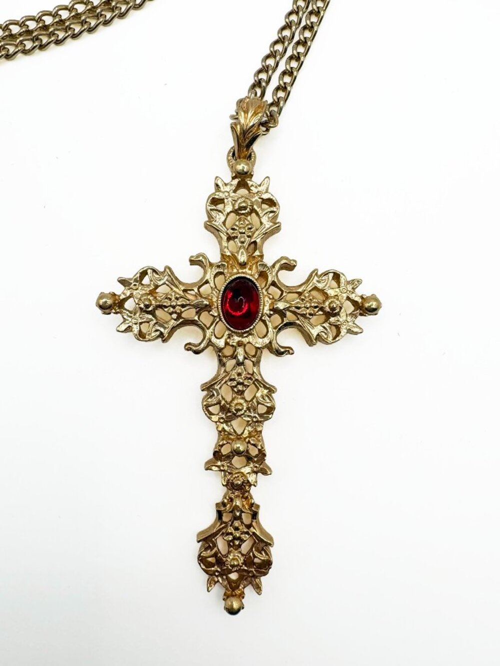 Vintage Avon 1974 Abbey Cross Necklace